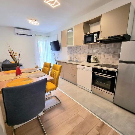Apartamento Julia Biograd Na Moru Exterior foto