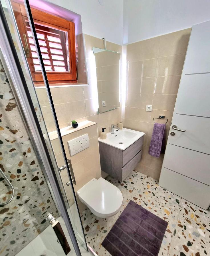 Apartamento Julia Biograd Na Moru Exterior foto